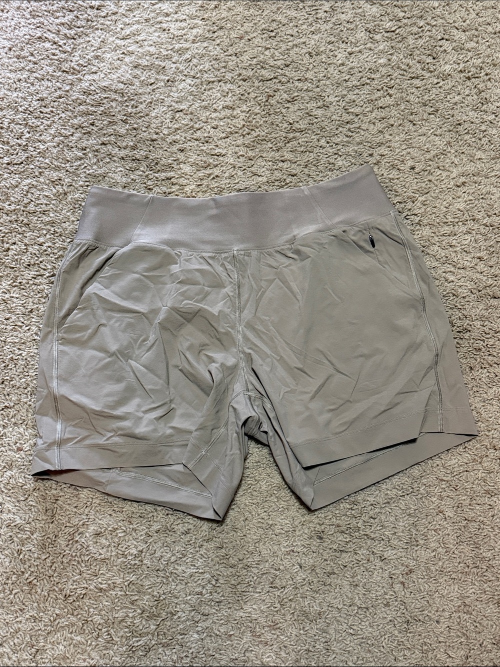 Prana Shorts Koen Hiking Zip Pocket Womens Medium Taupe Lightweight Granola Yoga